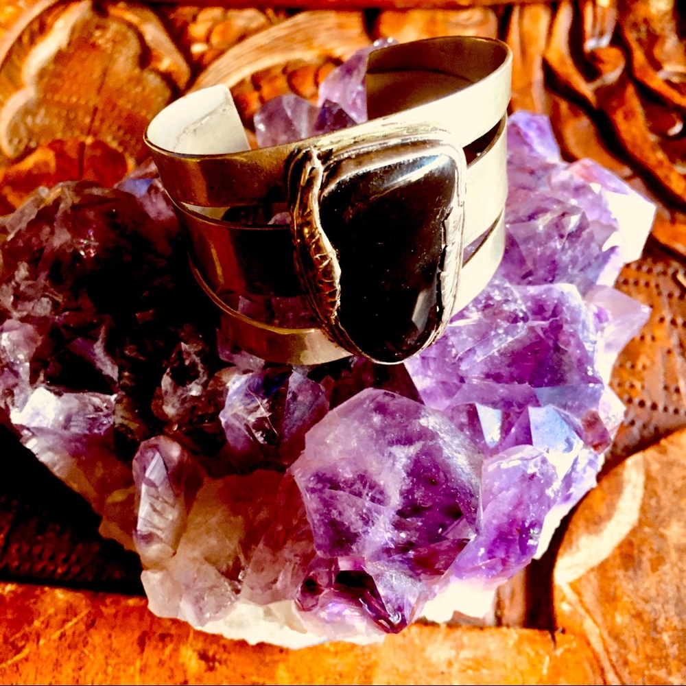 Native American Onyx Silver Cuff Bracelet